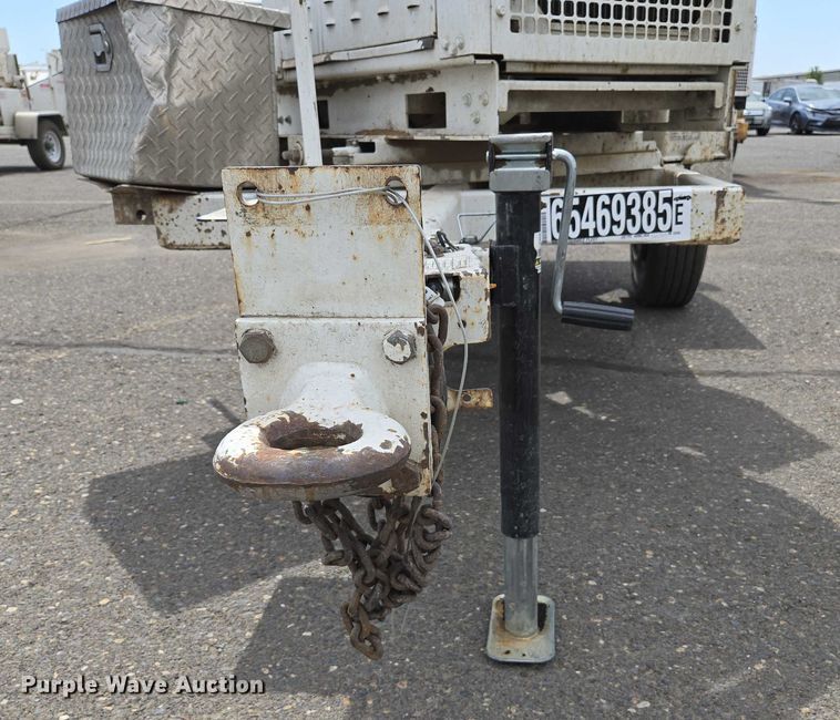 image for item YA0769 2014 Bandit 200 wood chipper