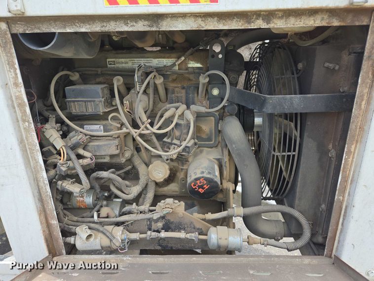 image for item YA0769 2014 Bandit 200 wood chipper