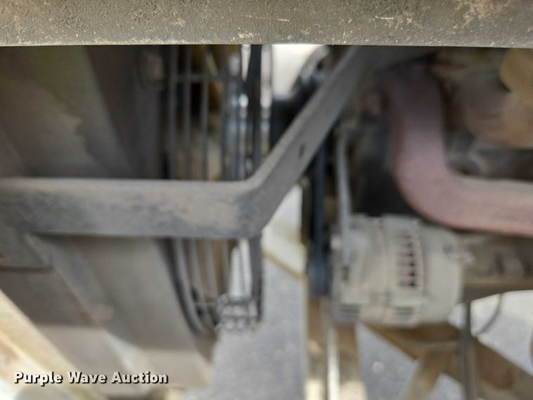 image for item YA0769 2014 Bandit 200 wood chipper