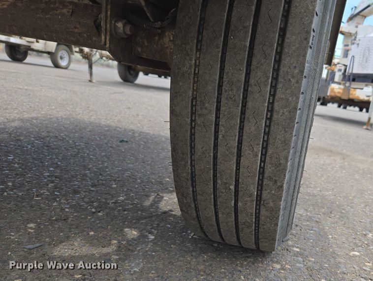 image for item YA0769 2014 Bandit 200 wood chipper