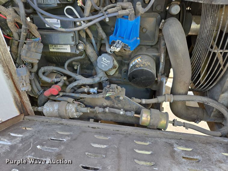 image for item YA0770 2014 Bandit 200 wood chipper