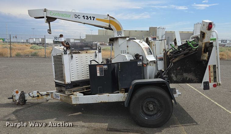image for item YA0771 2015 Altec DC 1317 wood chipper