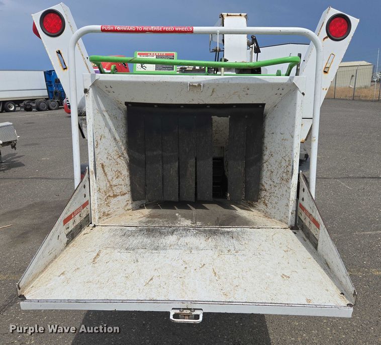 image for item YA0771 2015 Altec DC 1317 wood chipper