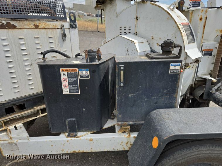 image for item YA0771 2015 Altec DC 1317 wood chipper