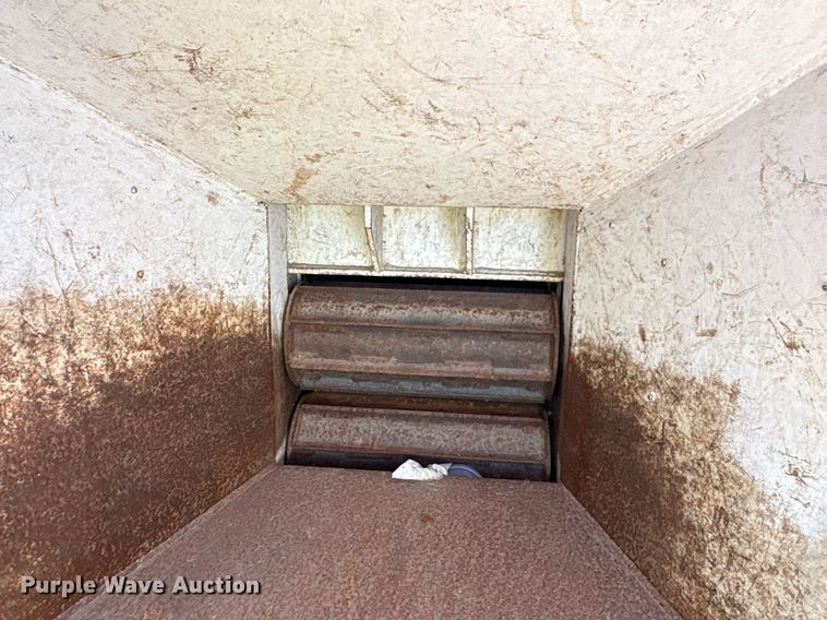 image for item YA0772 2008 Altec DC 1217 wood chipper