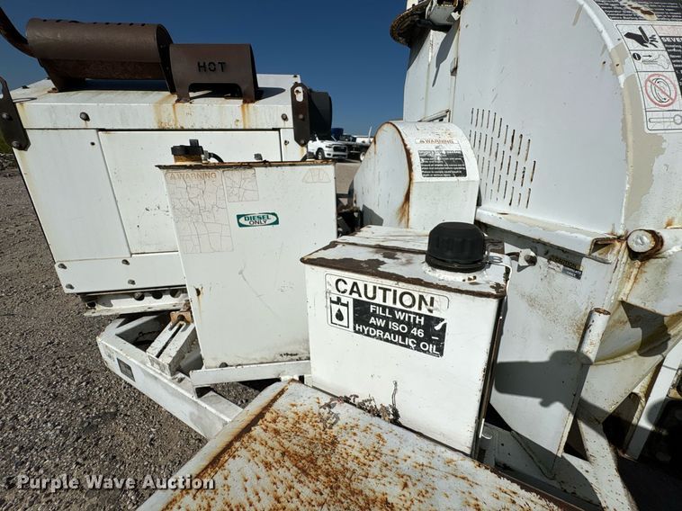 image for item YA0772 2008 Altec DC 1217 wood chipper