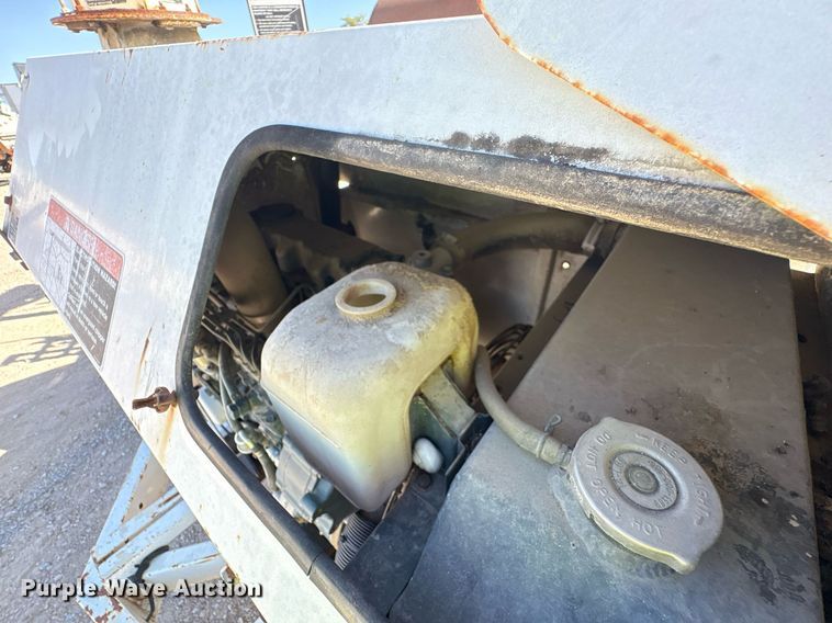 image for item YA0772 2008 Altec DC 1217 wood chipper