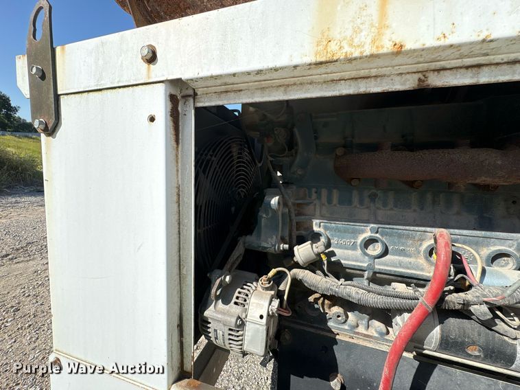 image for item YA0772 2008 Altec DC 1217 wood chipper