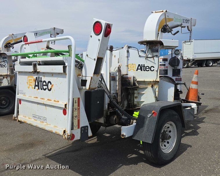 image for item YA0776 2015 Altec DC 1317 wood chipper