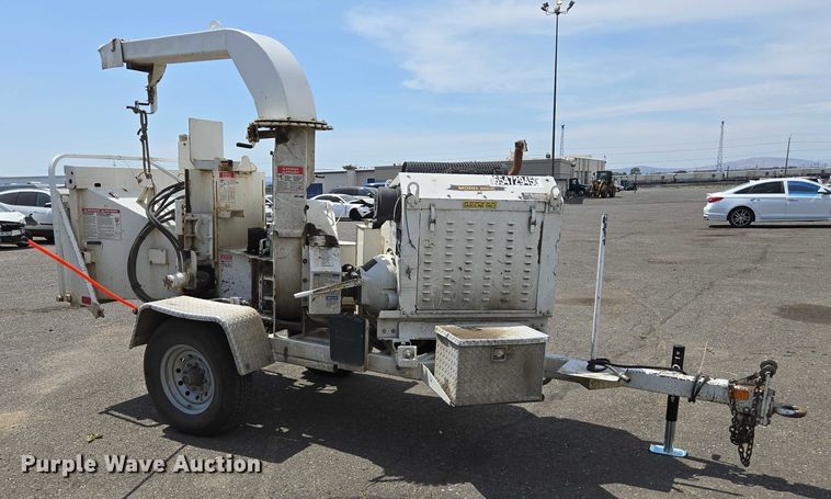 image for item YA0797 2017 Bandit 200UC wood chipper