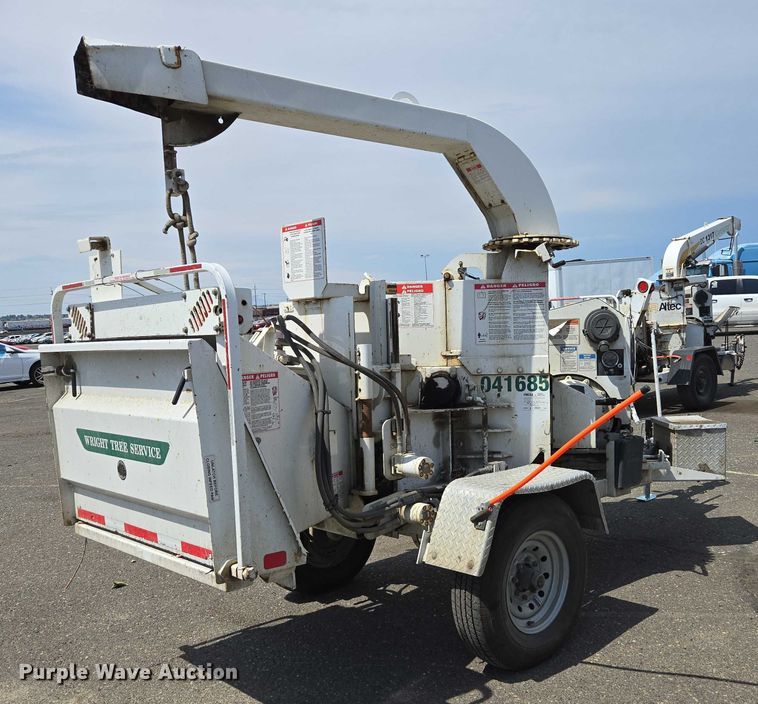 image for item YA0797 2017 Bandit 200UC wood chipper