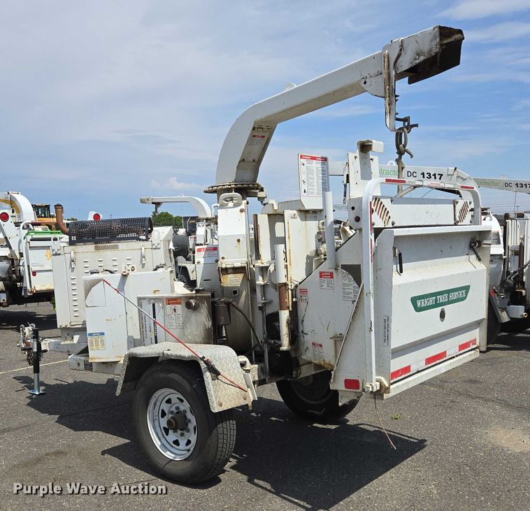 image for item YA0797 2017 Bandit 200UC wood chipper