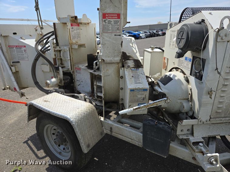 image for item YA0797 2017 Bandit 200UC wood chipper