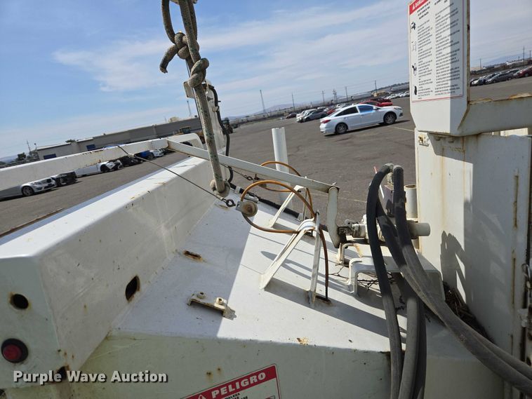 image for item YA0797 2017 Bandit 200UC wood chipper