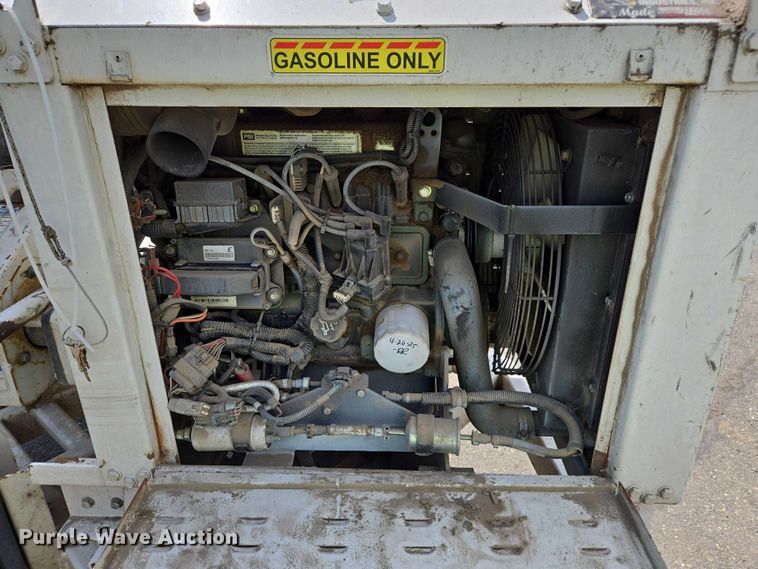 image for item YA0797 2017 Bandit 200UC wood chipper