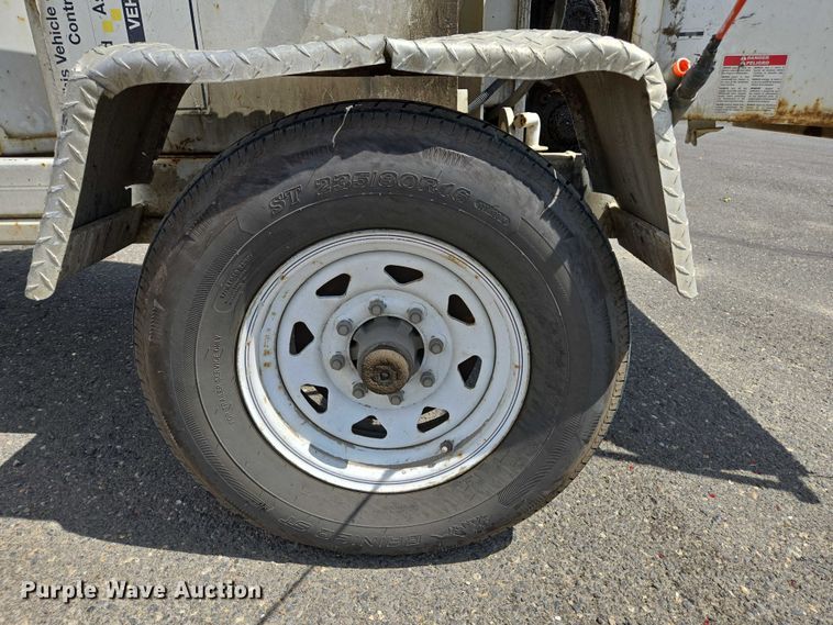 image for item YA0797 2017 Bandit 200UC wood chipper