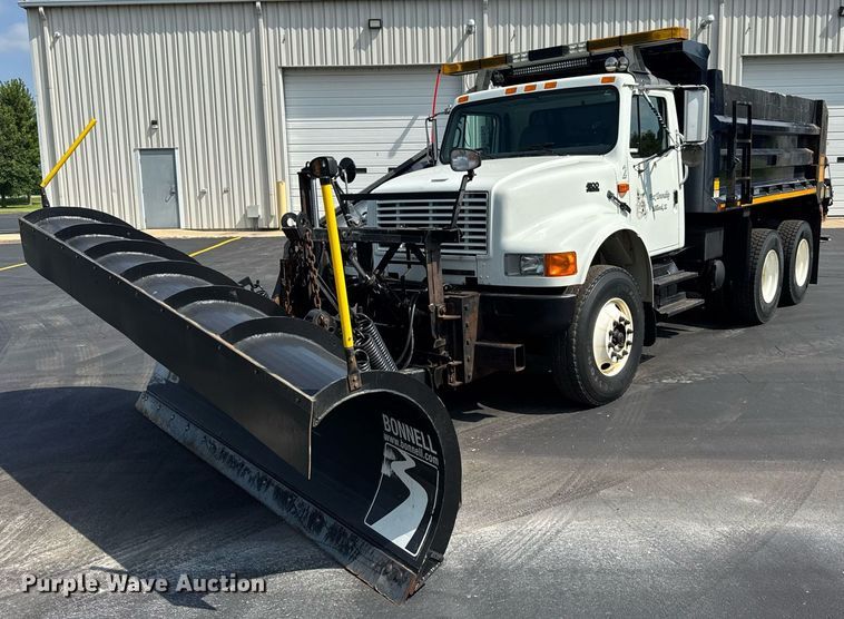 2002 International 4900