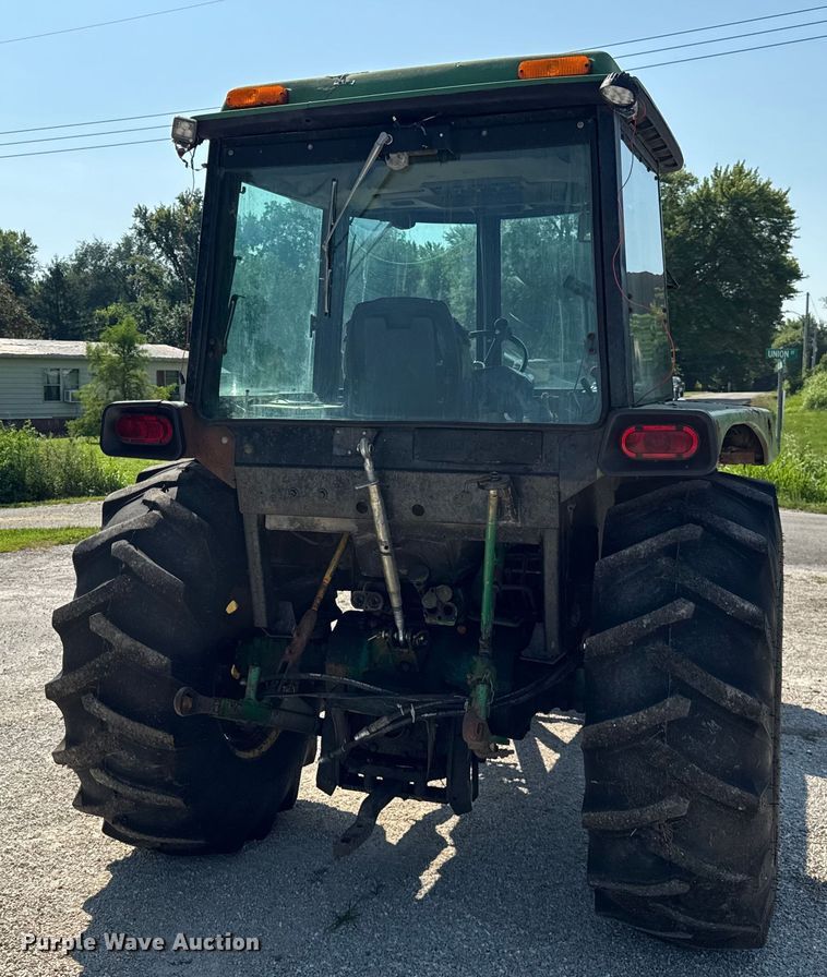 image for item DJ9701 John Deere 2550 MFWD tractor