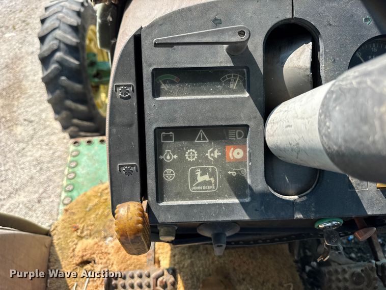 image for item DJ9701 John Deere 2550 MFWD tractor