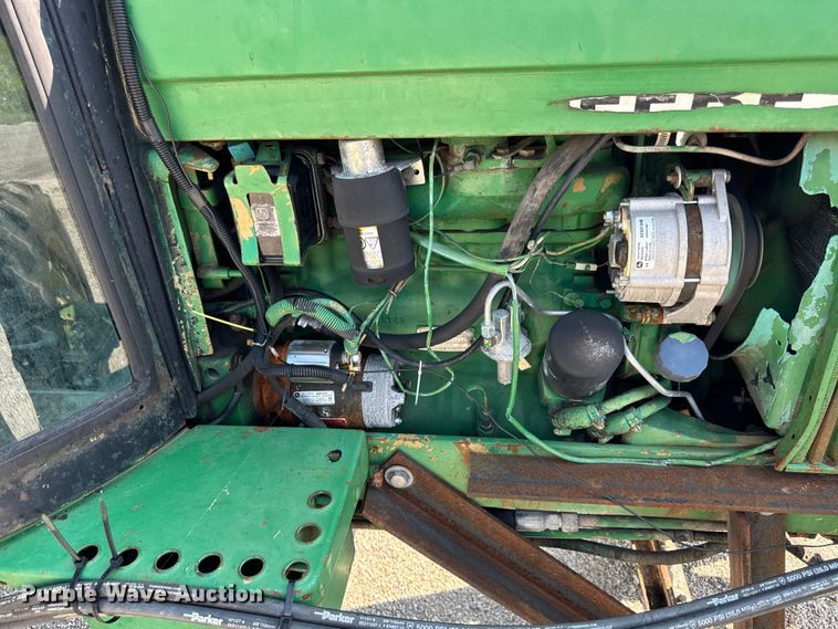 image for item DJ9701 John Deere 2550 MFWD tractor
