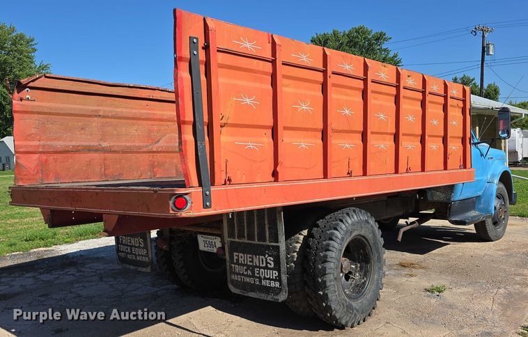 image for item DR3782 1971 Chevrolet C50 grain truck