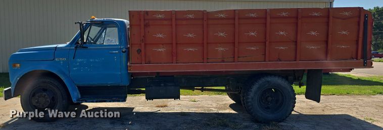 image for item DR3782 1971 Chevrolet C50 grain truck