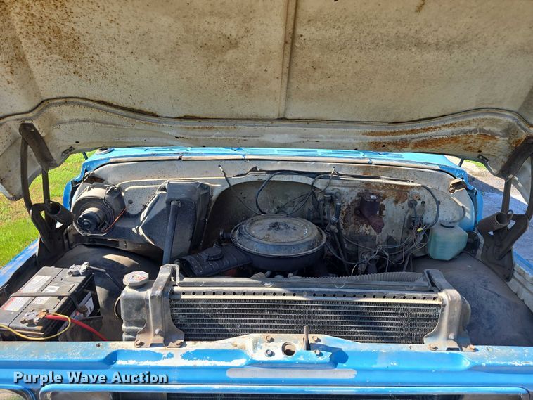 image for item DR3782 1971 Chevrolet C50 grain truck