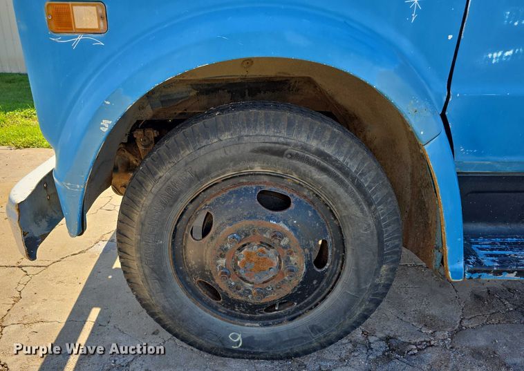 image for item DR3782 1971 Chevrolet C50 grain truck