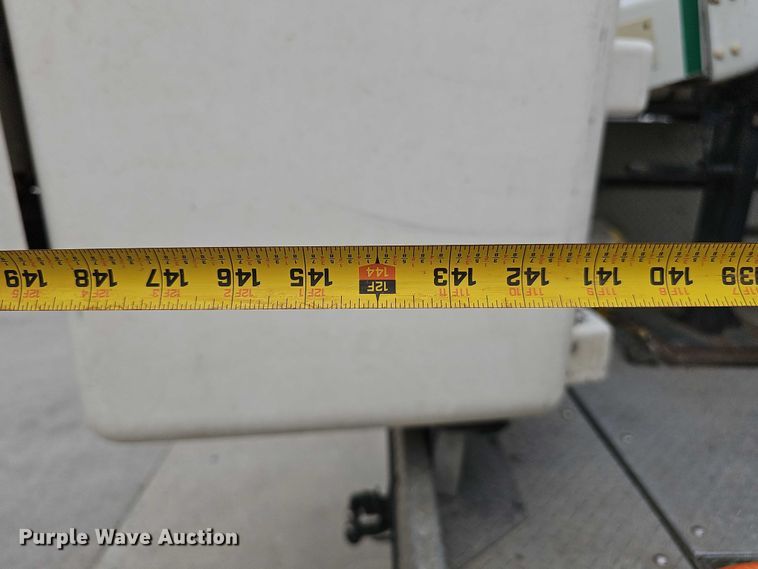 image for item DR3950 2009 Ford F550 XL Super Duty bucket truck