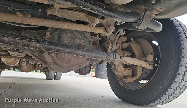 image for item DR3950 2009 Ford F550 XL Super Duty bucket truck