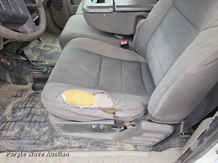 image for item DR3950 2009 Ford F550 XL Super Duty bucket truck