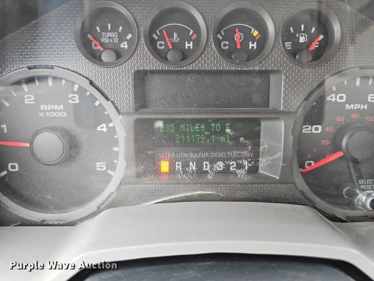 image for item DR3950 2009 Ford F550 XL Super Duty bucket truck