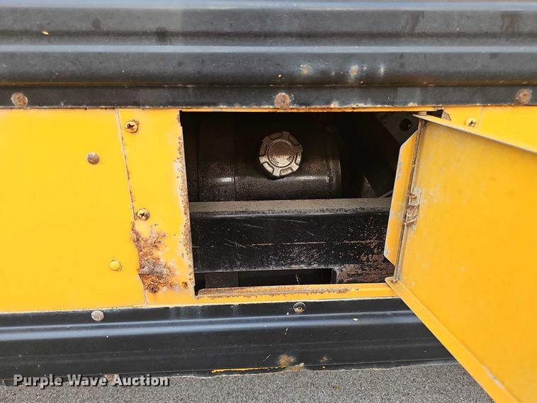 image for item DR3951 2005 IC Corporation FE300 school bus