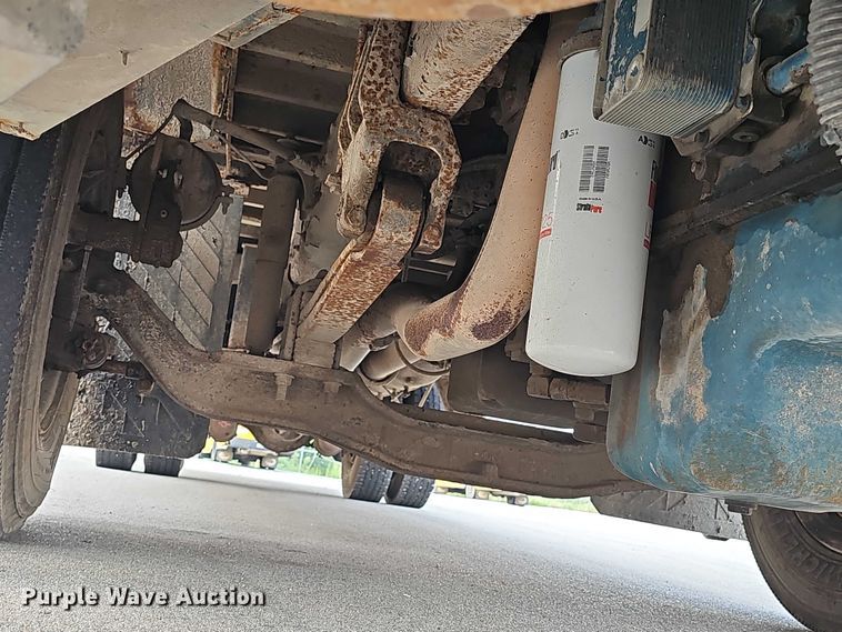 image for item DR3951 2005 IC Corporation FE300 school bus