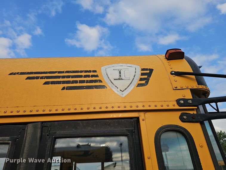 image for item DR3951 2005 IC Corporation FE300 school bus