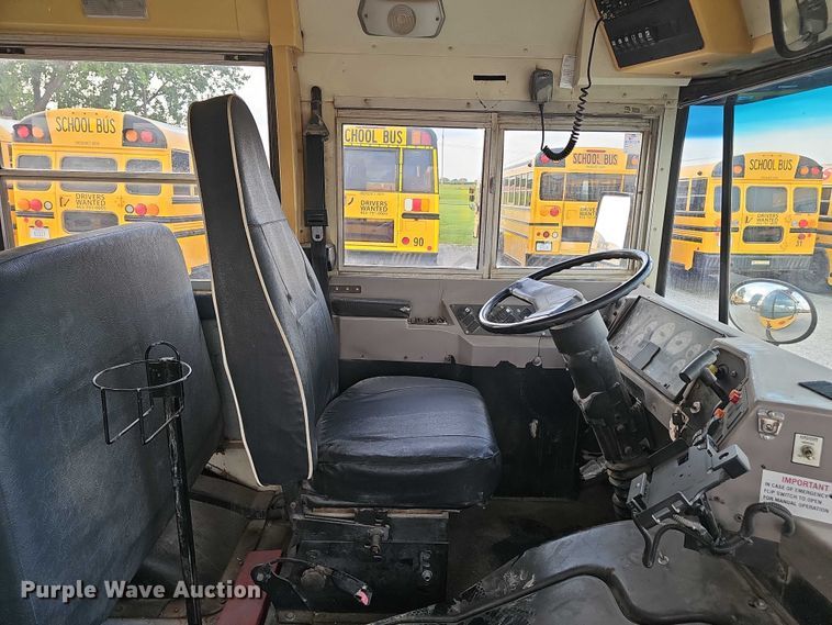 image for item DR3952 2005 IC Corporation FE300 school bus