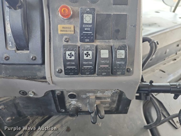 image for item DR3952 2005 IC Corporation FE300 school bus