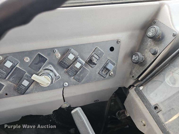 image for item DR3952 2005 IC Corporation FE300 school bus