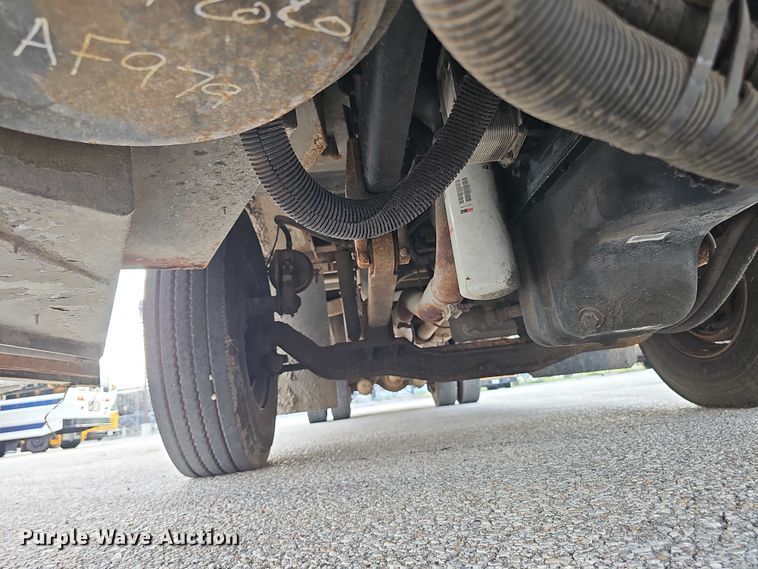 image for item DR3952 2005 IC Corporation FE300 school bus