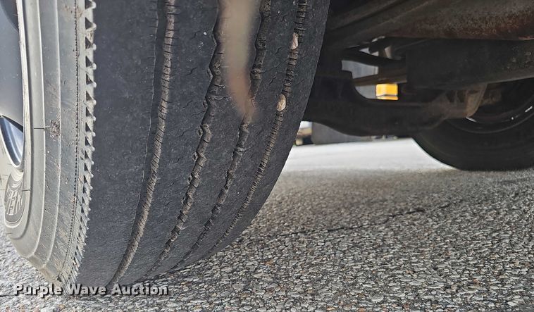 image for item DR3952 2005 IC Corporation FE300 school bus