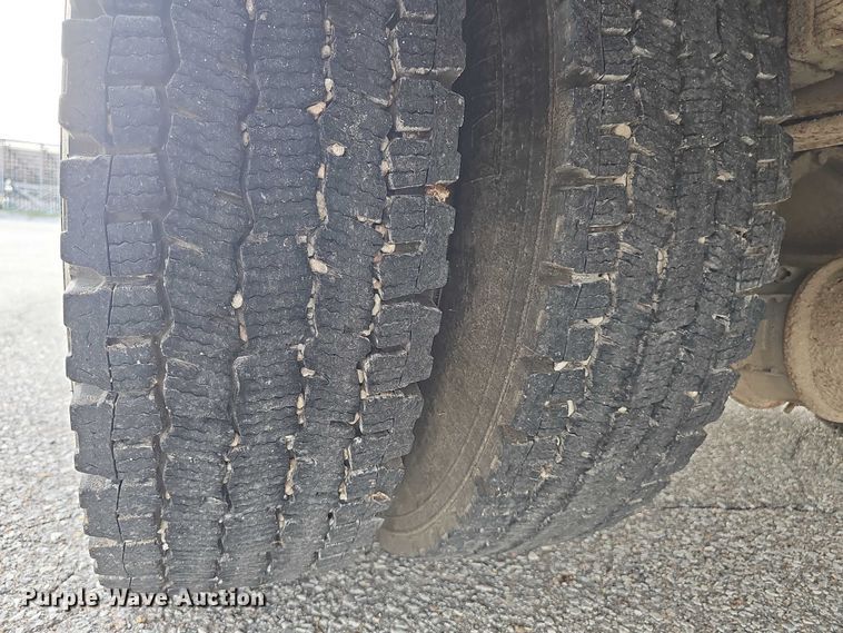 image for item DR3952 2005 IC Corporation FE300 school bus