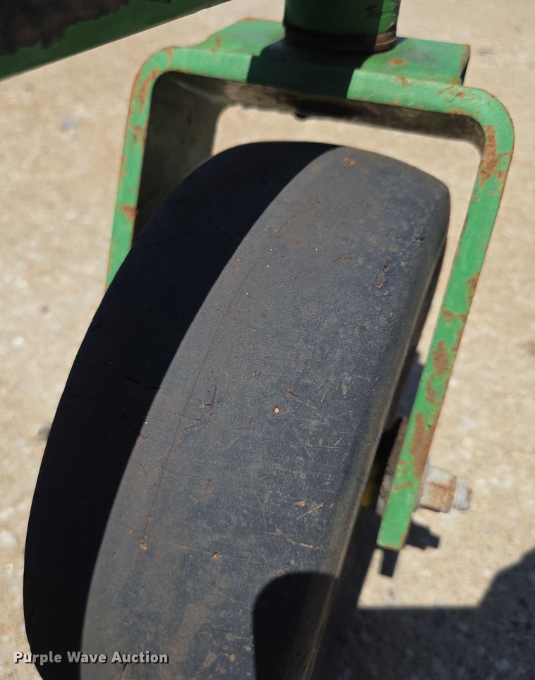 image for item DS4289 (3) John Deere 1445 lawn mower