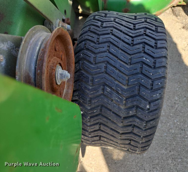 image for item DS4292 (4) lawn mower