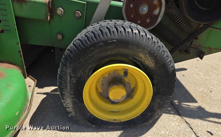 image for item DS4292 (4) lawn mower