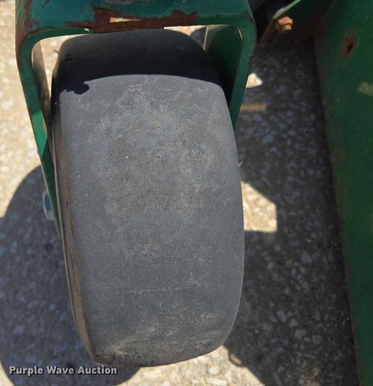 image for item DS4292 (4) lawn mower