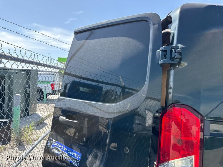 image for item DS4297 2017 Ford Transit 150 van