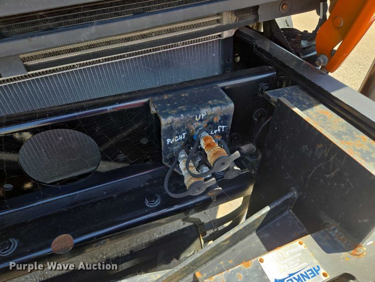 image for item DS4302 2019 Freightliner 114SD dump truck