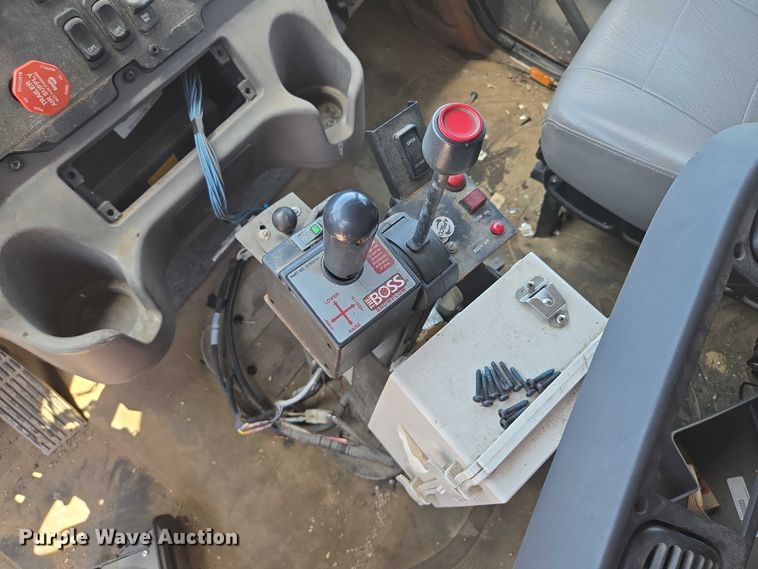 image for item DS4302 2019 Freightliner 114SD dump truck