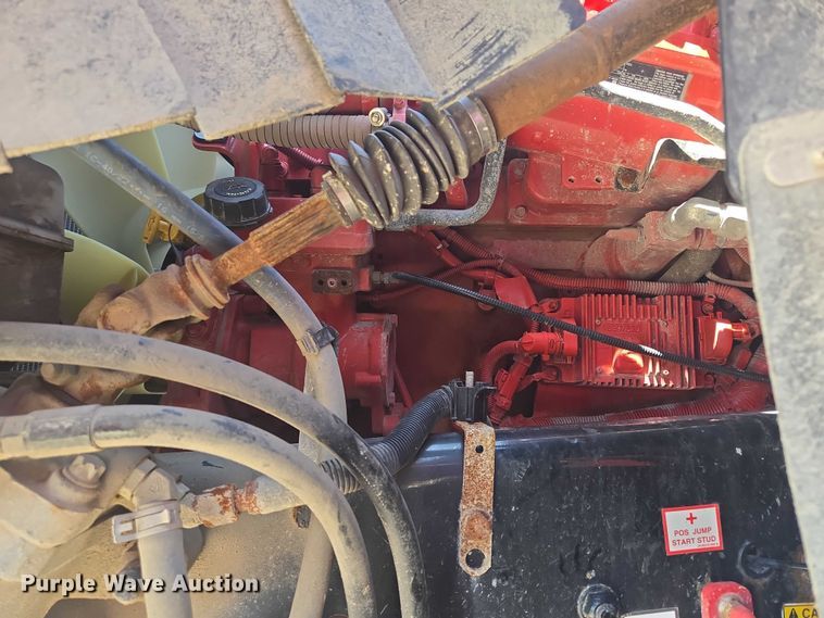 image for item DS4302 2019 Freightliner 114SD dump truck