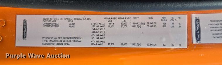 image for item DS4302 2019 Freightliner 114SD dump truck